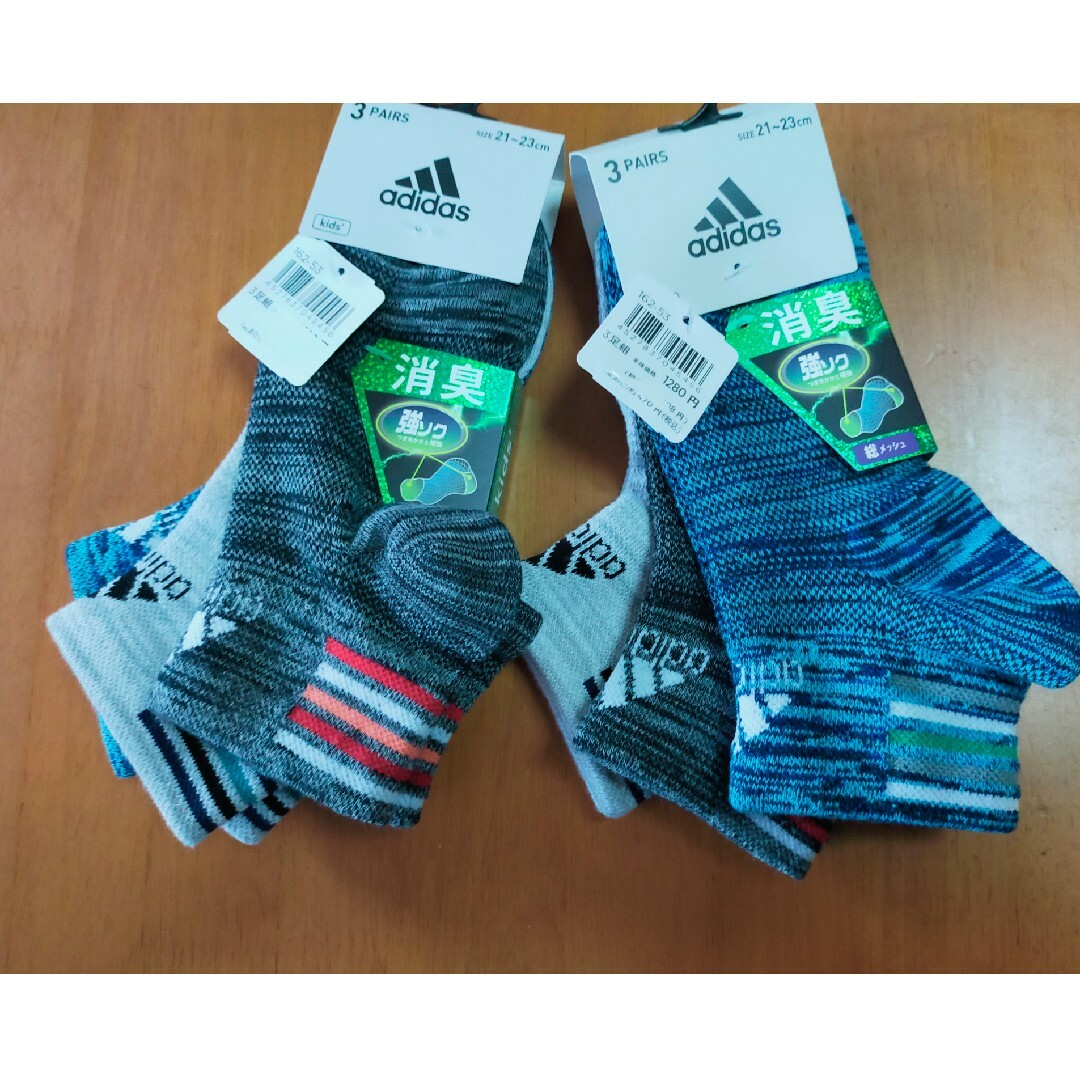 adidas(アディダス)の新品 未使用 21～23cm adidas ソックス 6足 定価2816円 キッズ/ベビー/マタニティのこども用ファッション小物(靴下/タイツ)の商品写真