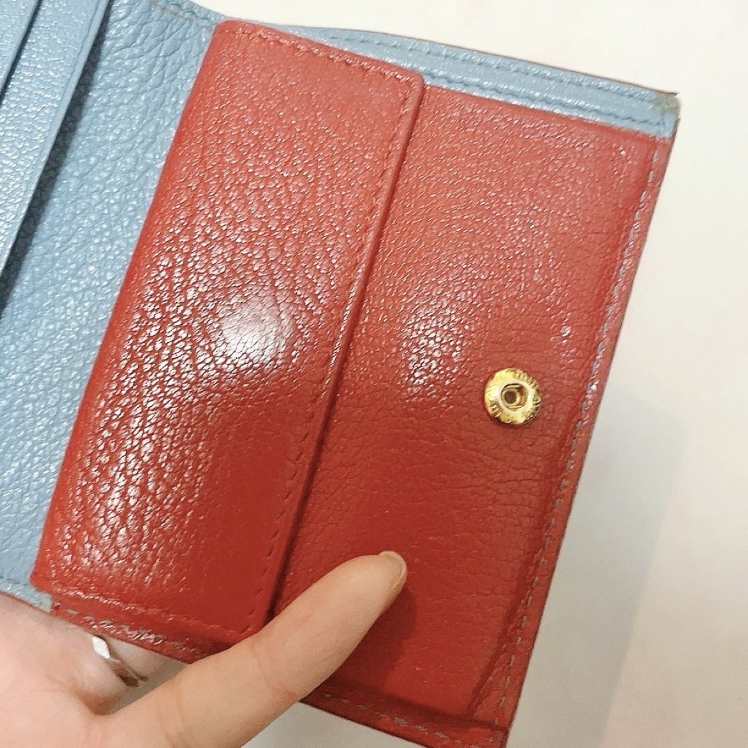 miumiu(ミュウミュウ)の(限定値下げ) miumiu ミュウミュウ　財布 レディースのファッション小物(財布)の商品写真