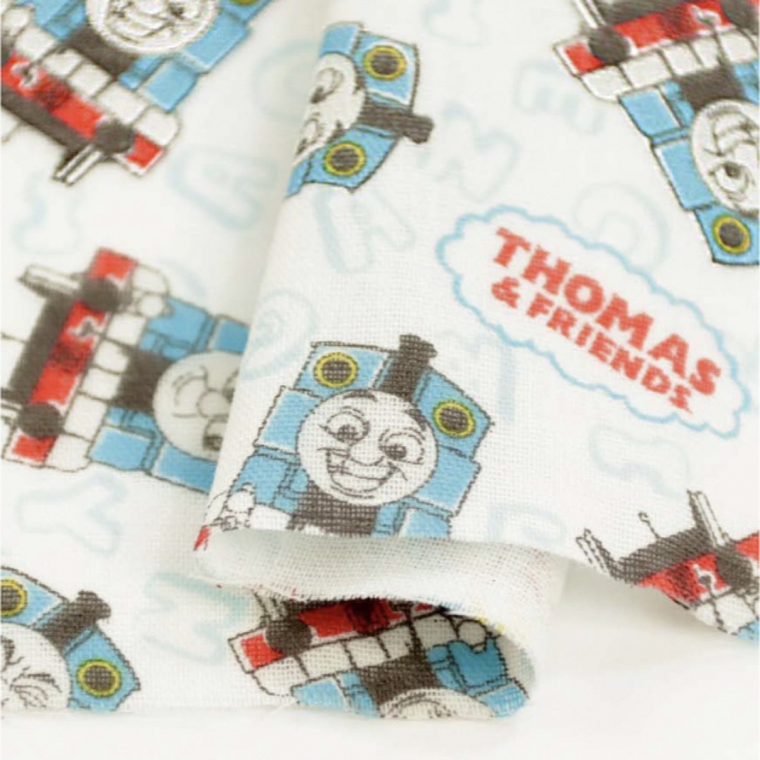 THOMAS(トーマス)のトーマス　アルファベット×ホワイト　ダブルガーゼ ハンドメイドの素材/材料(生地/糸)の商品写真