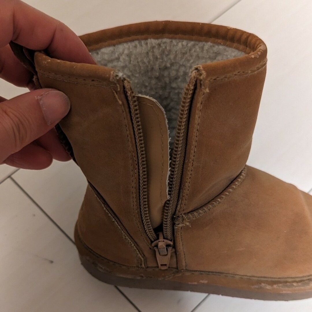 babyGAP(ベビーギャップ)のgap　ブーツ キッズ/ベビー/マタニティのキッズ靴/シューズ(15cm~)(ブーツ)の商品写真