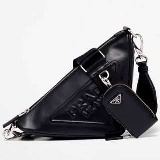 プラダ(PRADA)のプラダ トライアングル バッグ プラダ ブラック 黒 レザー ショルダー(ショルダーバッグ)