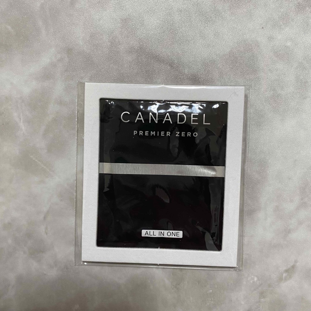 新品　カナデル　CANADEL  プレミアゼロ　サンプル　8包　まとめ売り コスメ/美容のスキンケア/基礎化粧品(オールインワン化粧品)の商品写真