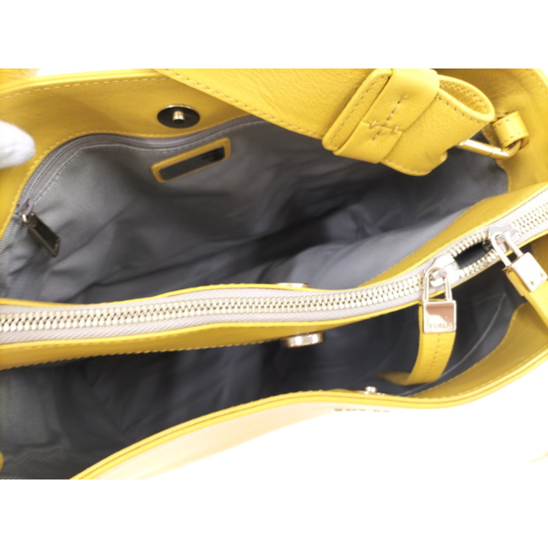 Furla(フルラ)のFURLA トートバッグ ワンショルダーバッグ レザー クレージュ アイボリー レディースのバッグ(ショルダーバッグ)の商品写真