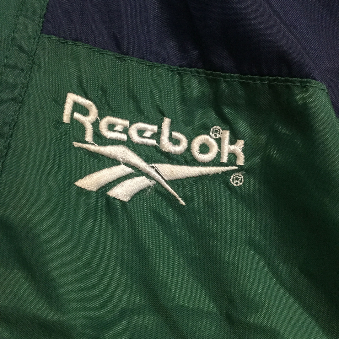 Reebok(リーボック)の【リーボック ポリジャケット】90s 海外サイズ ロゴ刺繍 香港 L 緑 古着 メンズのジャケット/アウター(ナイロンジャケット)の商品写真