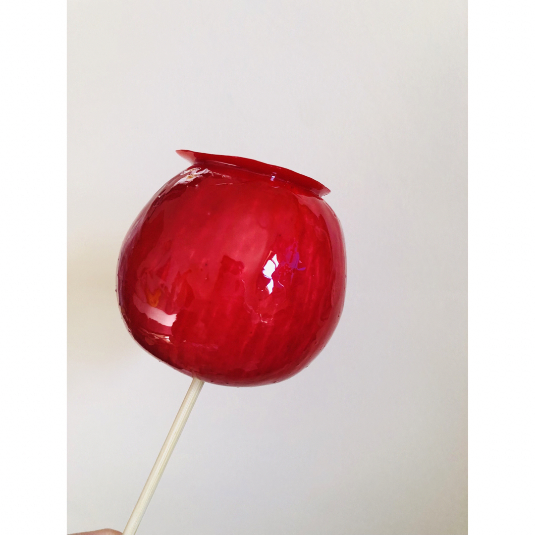 らくてんくま様　りんご飴　ノーマル、シュガー2個セット　食品サンプル　 ハンドメイドのインテリア/家具(インテリア雑貨)の商品写真