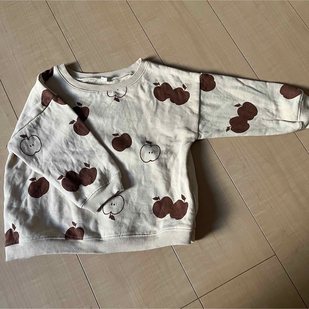 Caramel baby&child (キャラメルベビー&チャイルド)のorganic zoo りんごスウェット キッズ/ベビー/マタニティのベビー服(~85cm)(トレーナー)の商品写真