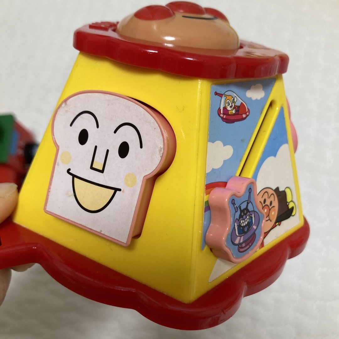 アンパンマン(アンパンマン)のアンパンマン　おもちゃ　お出かけ　音が鳴らない　4点　セット キッズ/ベビー/マタニティのおもちゃ(知育玩具)の商品写真