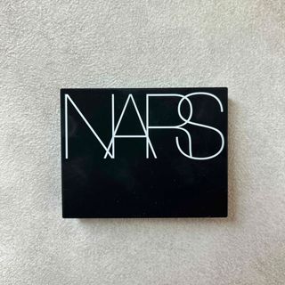 ナーズ(NARS)のNARS ライトリフレクティング プリズマティックパウダー(フェイスパウダー)