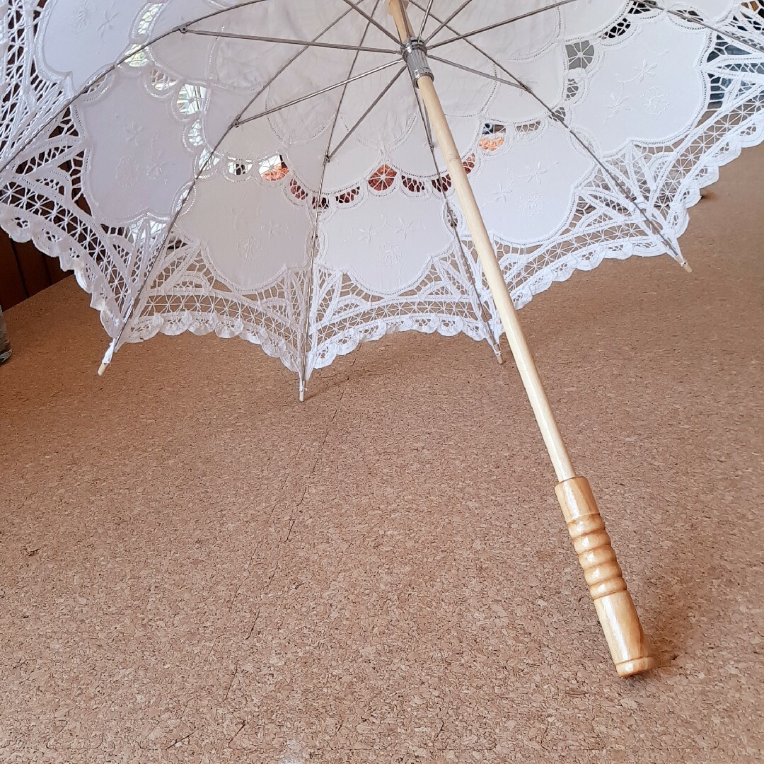 アンティークな雰囲気のレースの日傘 レディースのファッション小物(傘)の商品写真