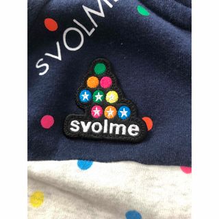 スボルメ(Svolme)のスボルメ  フード付きパーカー　ドット(パーカー)