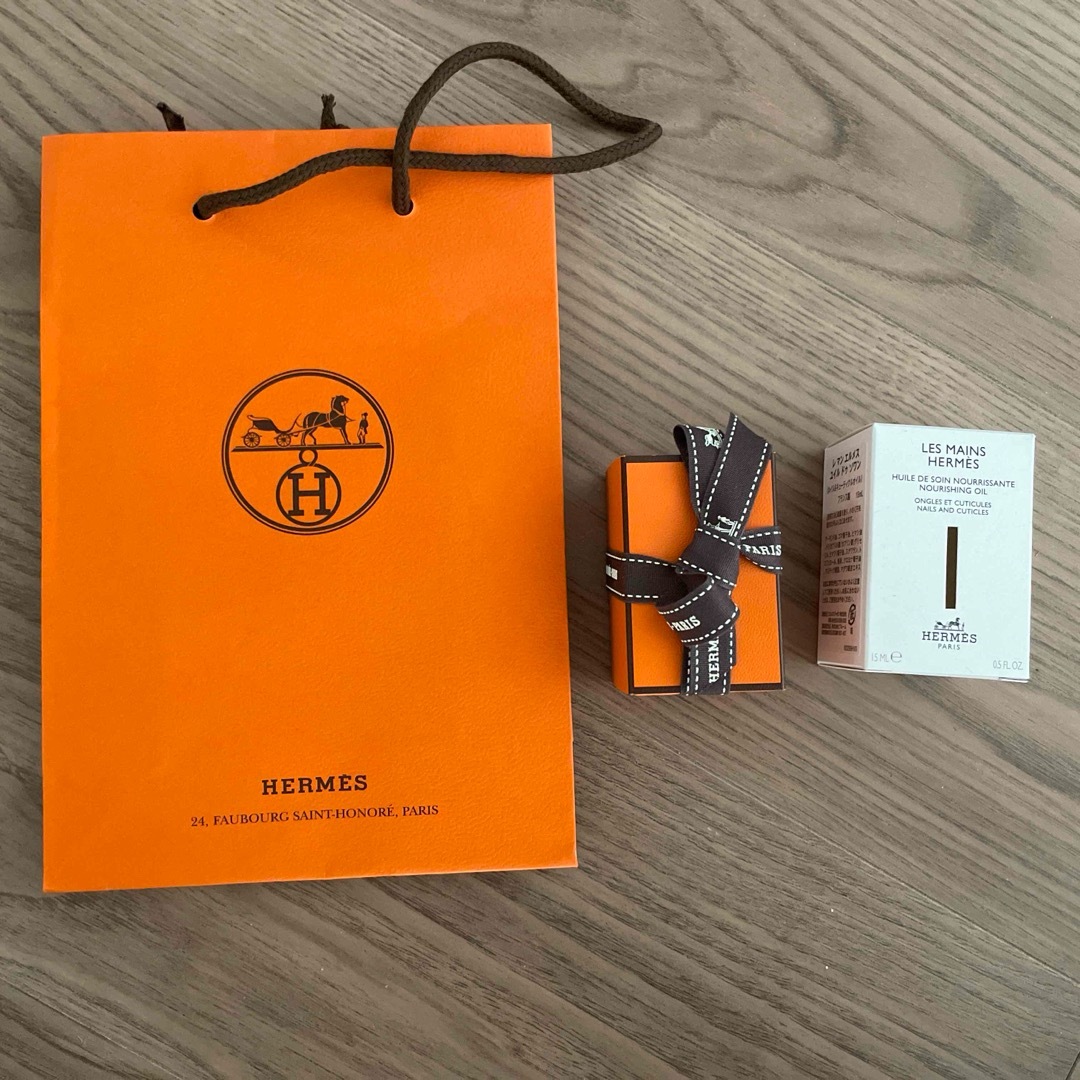 Hermes(エルメス)のHERMES エルメス　ネイルオイル コスメ/美容のネイル(ネイルケア)の商品写真