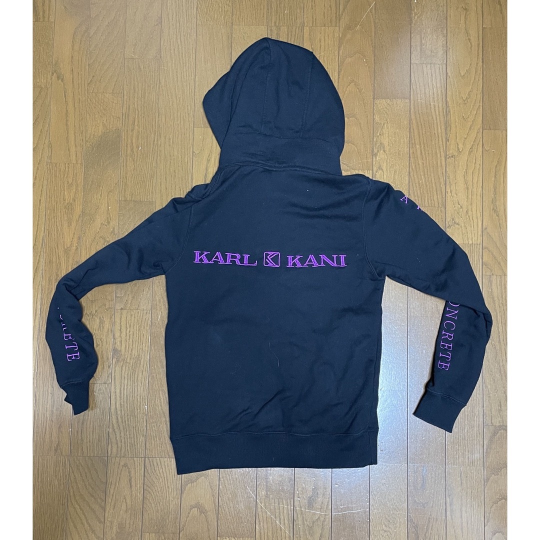 Karl Kani(カールカナイ)のカールカナイ　KARL KANI パーカー レディースのトップス(パーカー)の商品写真