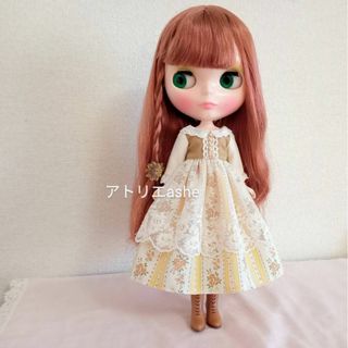 ハンドメイド「童話の世界の花柄ワンピース イエロー」ネオブライス・リカちゃんの服(人形)