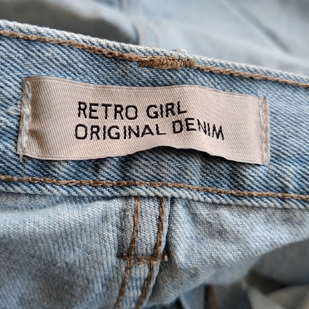 RETRO GIRL(レトロガール)のレトロガール ダメージジーンズ レディースのパンツ(デニム/ジーンズ)の商品写真