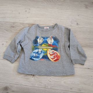 バンダイ(BANDAI)のウルトラマンコスモス　トレーナー　100(Tシャツ/カットソー)