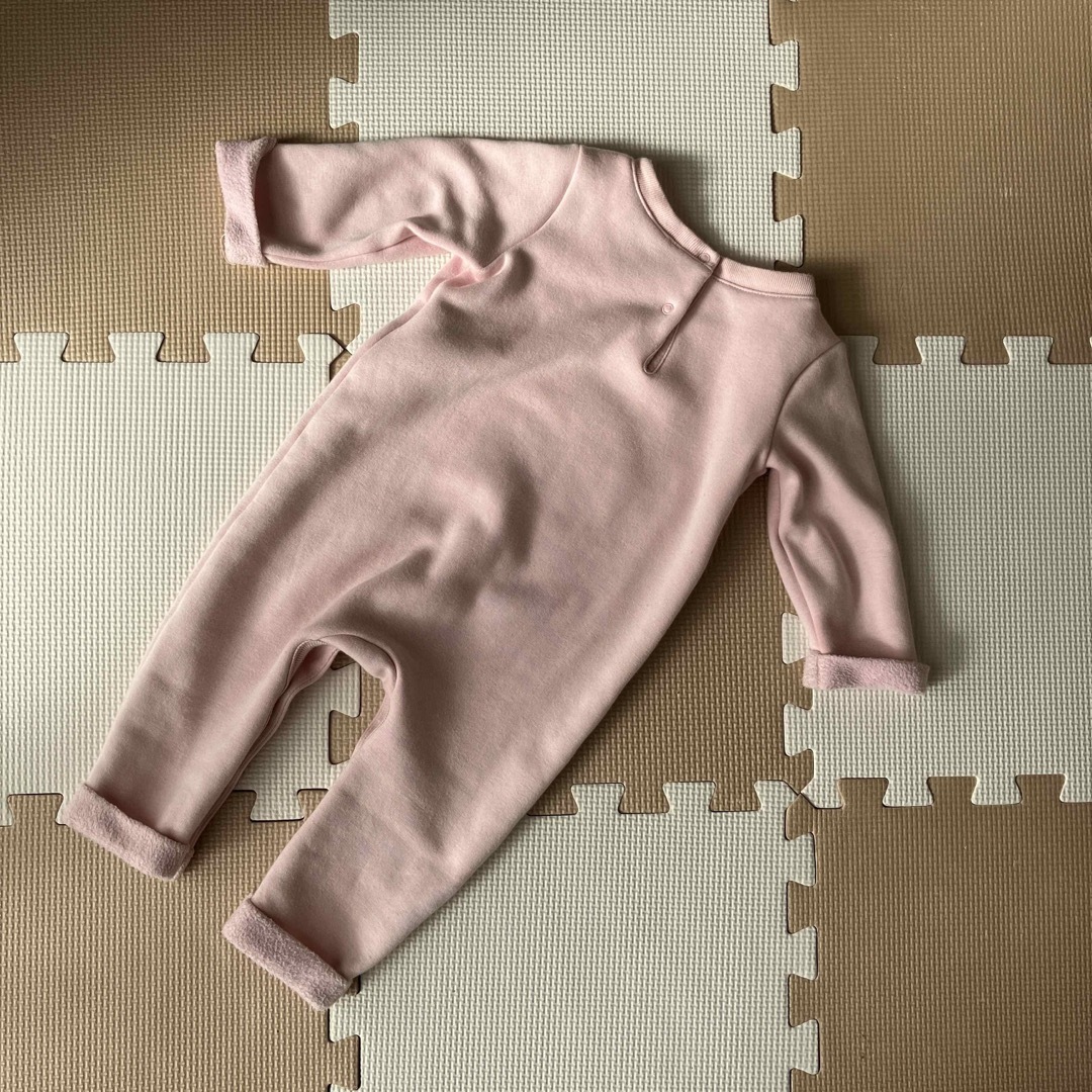 babyGAP(ベビーギャップ)の【babyGAP】裏起毛ピンクロンパース　ベビーギャップ キッズ/ベビー/マタニティのベビー服(~85cm)(カバーオール)の商品写真