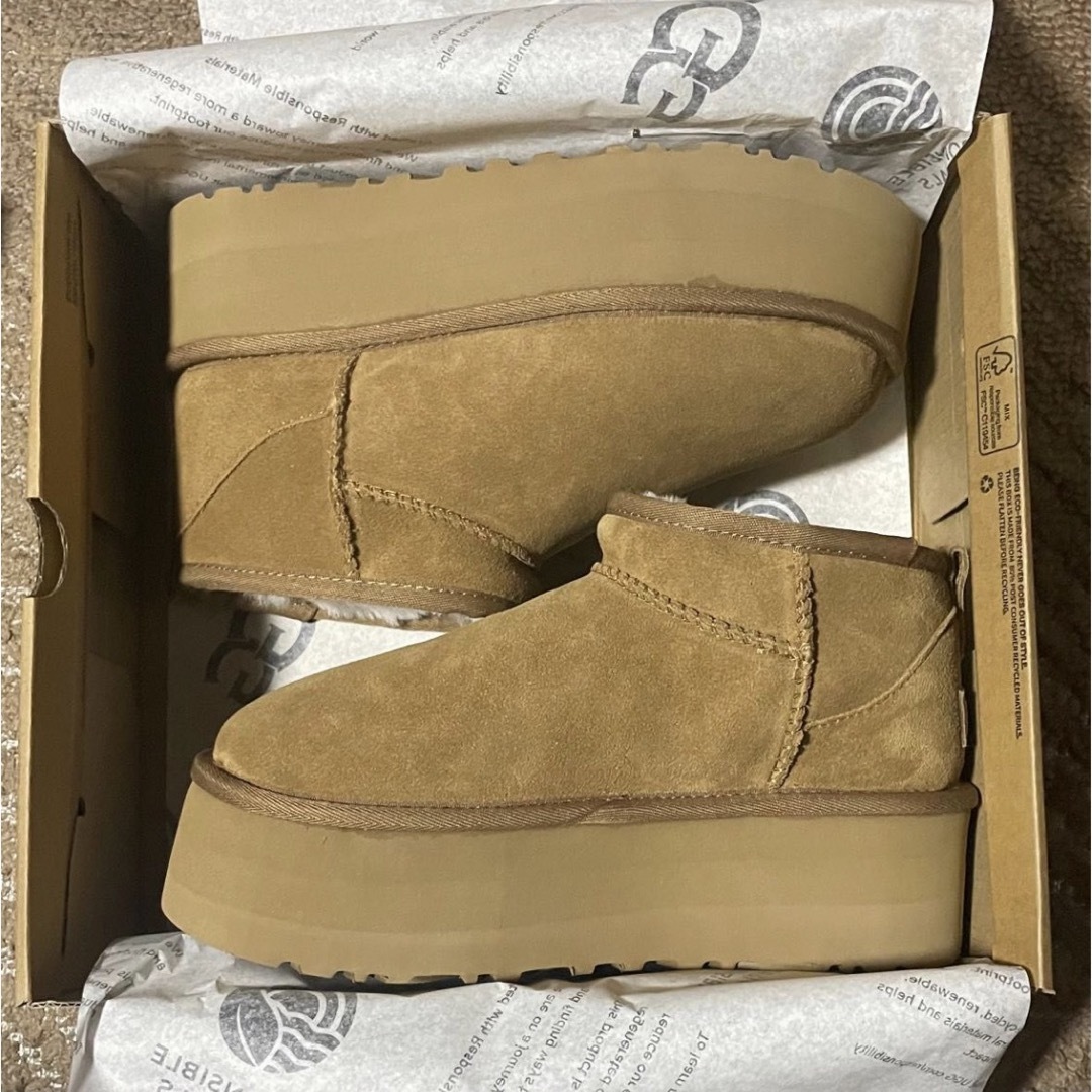 UGG - UGG 厚底 ムートンブーツの通販 by m|アグならラクマ UGG - UGG 厚底 ムートンブーツの通販 by m|アグならラクマ