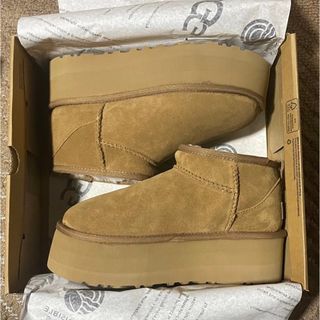 アグ(UGG)のUGG 厚底 ムートンブーツ(ブーツ)