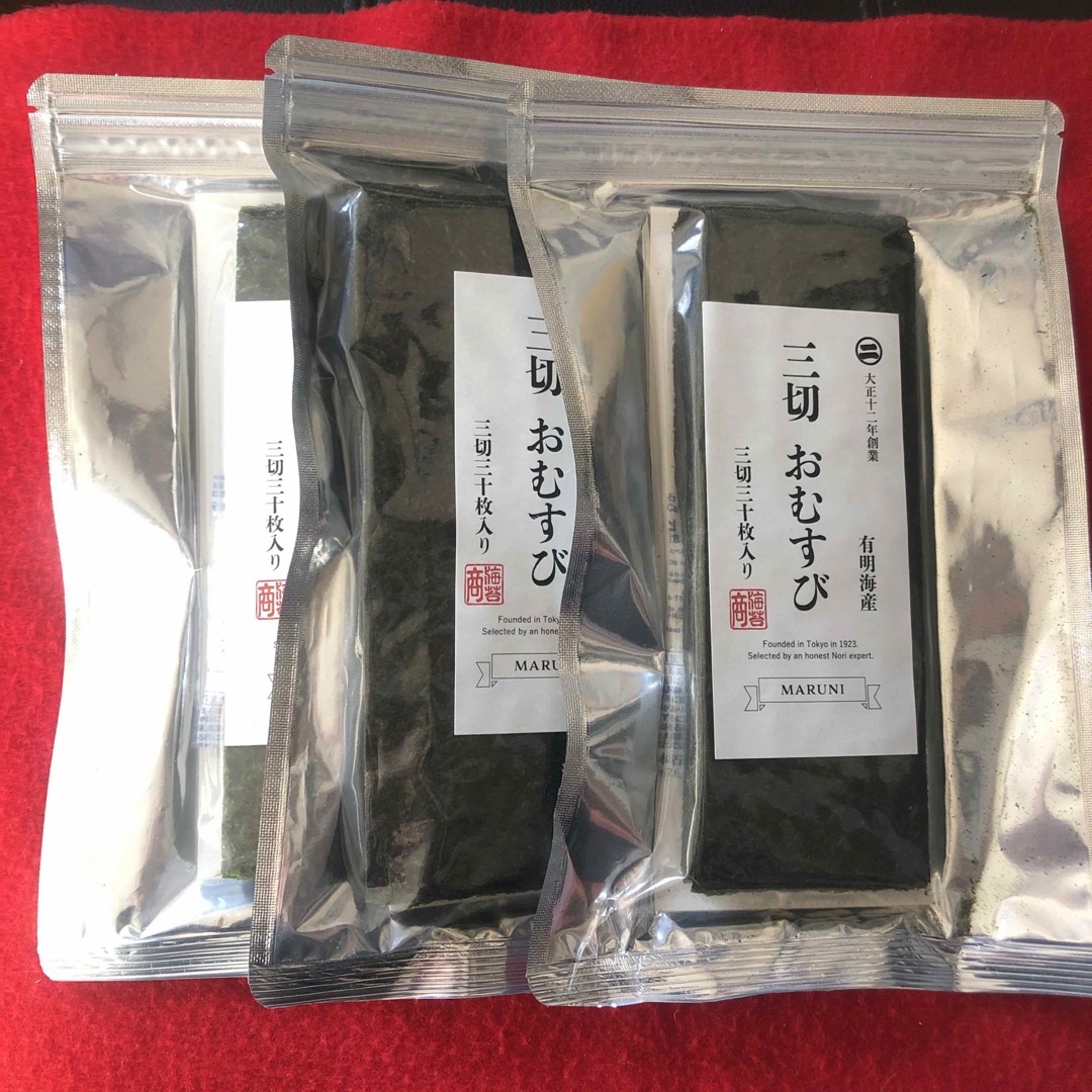 3袋 伊藤海苔 三切 おむすび のり 有明海 産 30枚 乾 海苔 おにぎり  食品/飲料/酒の加工食品(乾物)の商品写真