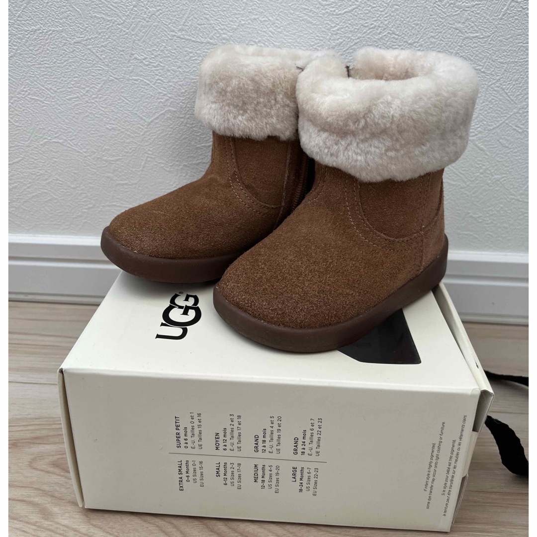 UGG(アグ)のUGG JORIE Ⅱ 4/5 12.5cm CHE キッズ/ベビー/マタニティのベビー靴/シューズ(~14cm)(ブーツ)の商品写真