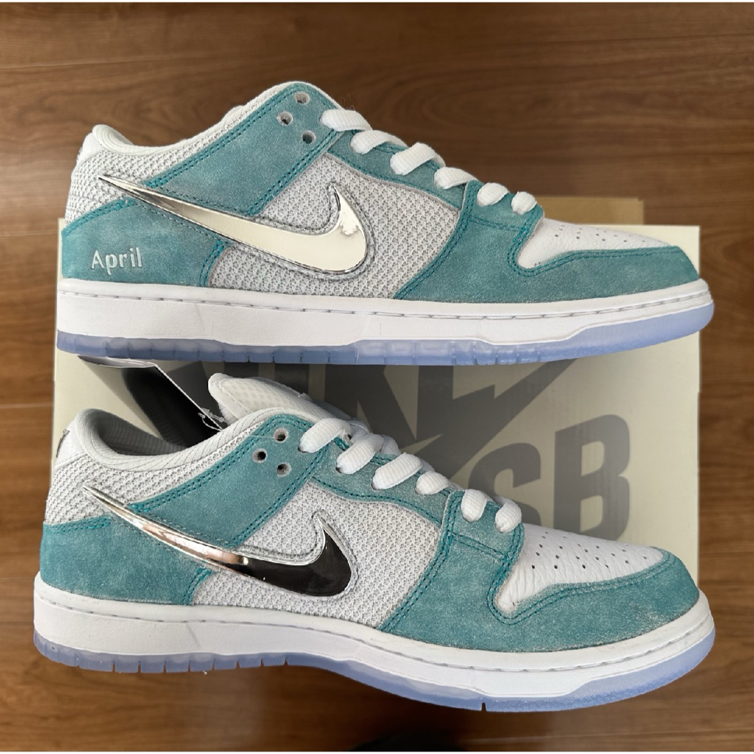 NIKE(ナイキ)のAPRIL SKATEBOARDS × Nike SB Dunk Low Pro メンズの靴/シューズ(スニーカー)の商品写真