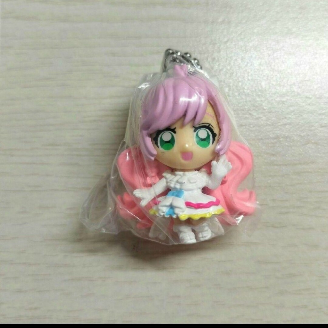 プリキュア　マスコット　フィギュア エンタメ/ホビーのおもちゃ/ぬいぐるみ(キャラクターグッズ)の商品写真