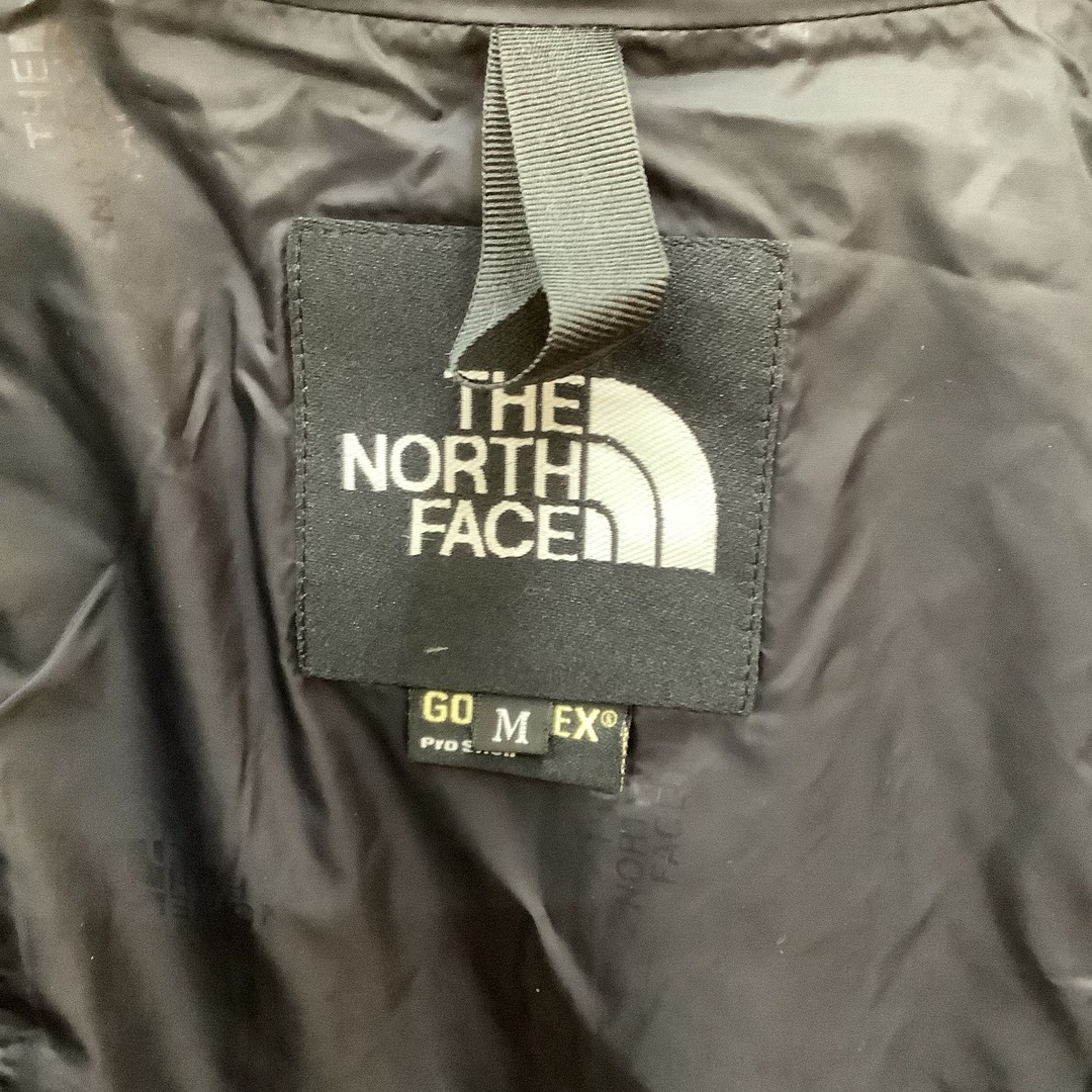 THE NORTH FACE(ザノースフェイス)の♪♪THE NORTH FACE ザノースフェイス メンズ ジャンパー マウンテンパーカー SIZE M NP15105 パープル メンズのジャケット/アウター(ナイロンジャケット)の商品写真