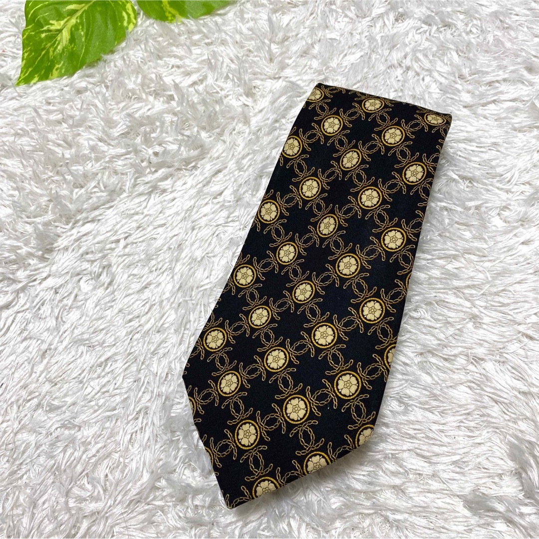 CHANEL シャネル ネクタイ シルク レトロ お洒落 デザイン 高級 総柄 CHANEL シャネル ネクタイ シルク レトロ お洒落 デザイン 高級 総柄