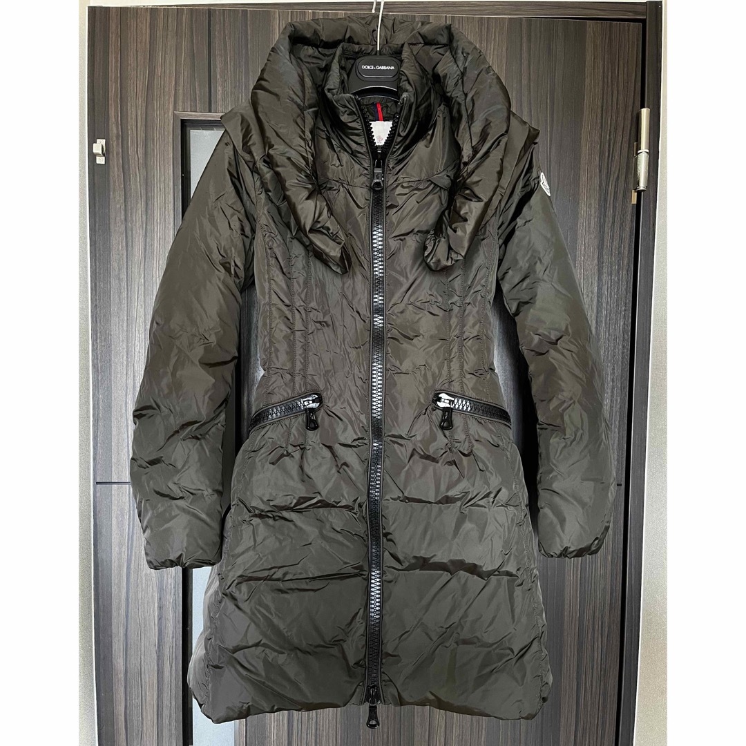 MONCLER(モンクレール)の超美品モンクレール シロセス　CYROSELLEロングダウンコート 0レディース レディースのジャケット/アウター(ダウンコート)の商品写真