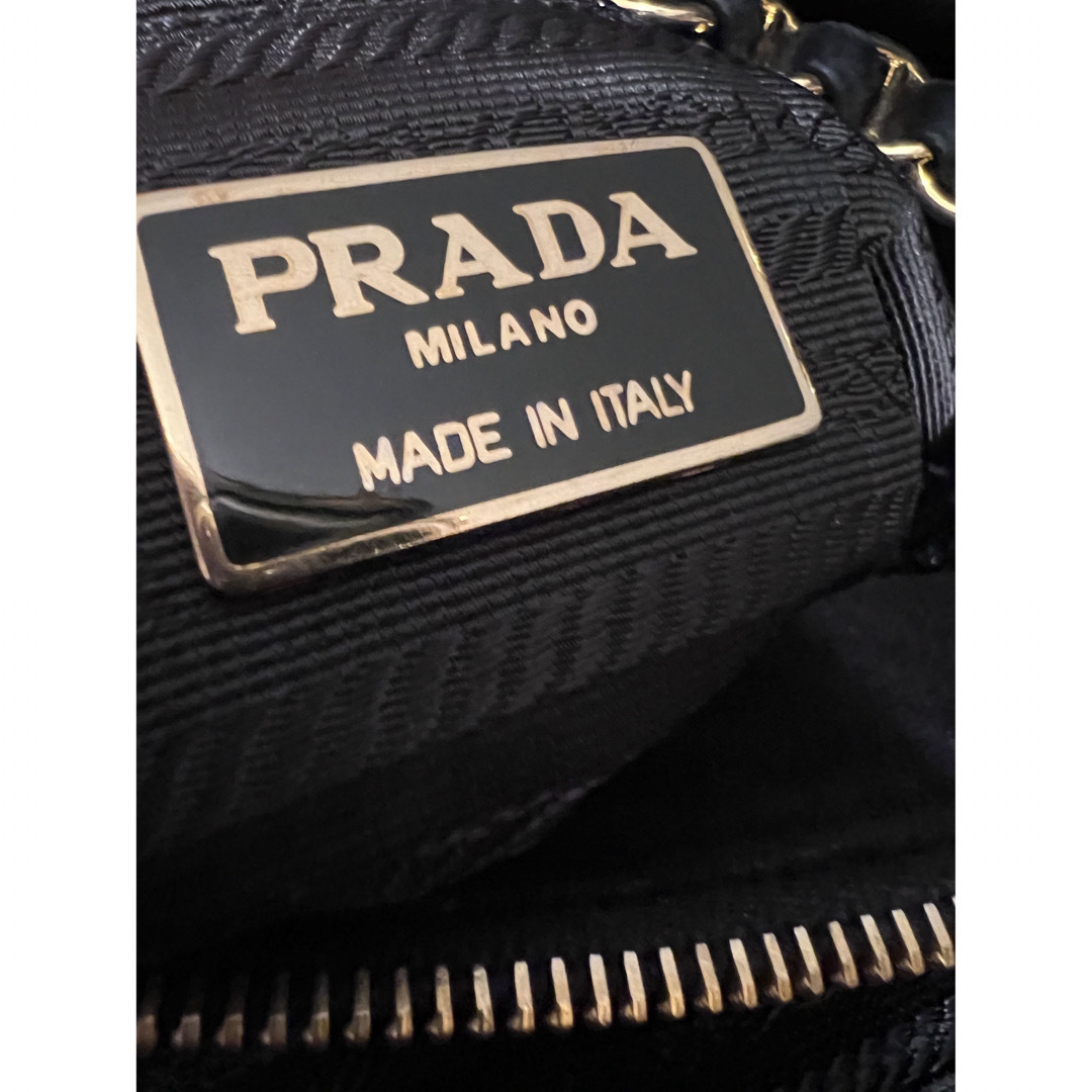 PRADA(プラダ)のPrada スエードのバッグ レディースのバッグ(ショルダーバッグ)の商品写真