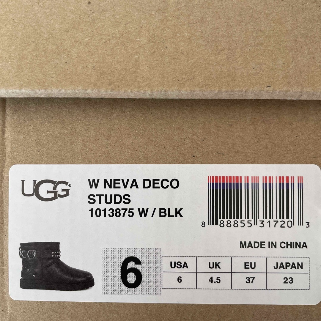 UGG(アグ)のUGG  ブラック　スタッズ付きブーツ 23 メンズの靴/シューズ(ブーツ)の商品写真