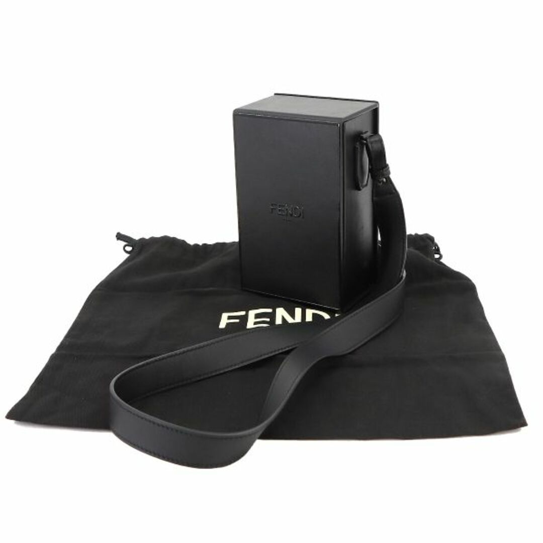 FENDI(フェンディ)の未使用 展示品 フェンディ FENDI 縦型 ボックス ショルダー バッグ レザー ブラック 7VA519 VLP 90220571 メンズのバッグ(ショルダーバッグ)の商品写真