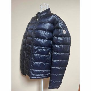 moncler HARVILLE フローラルライトジャケット