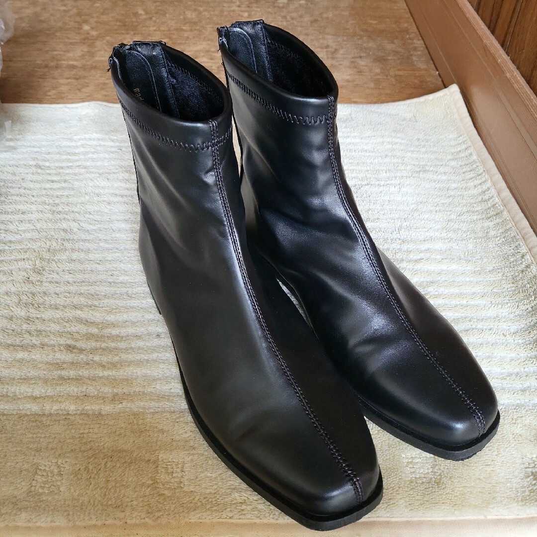 ショートブーツ　Lサイズ　ヒラキ レディースの靴/シューズ(ブーツ)の商品写真
