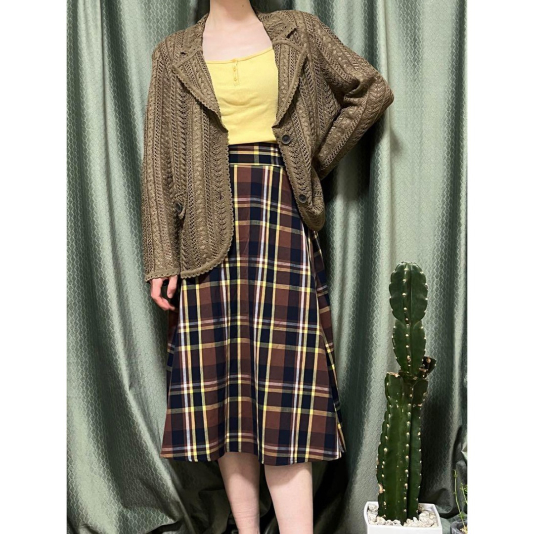 GU(ジーユー)の古着｜チェック柄スカート　GU ロングスカート　ブラウン＆イエロー&ネイビー レディースのスカート(ロングスカート)の商品写真