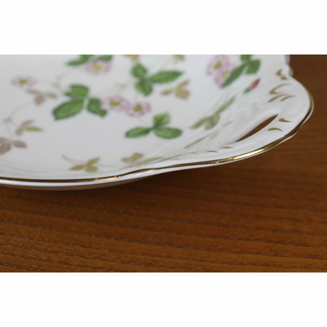 WEDGWOOD - ウェッジウッド ワイルドストロベリー ボウル 深皿 WEDGWOOD - ウェッジウッド ワイルドストロベリー ボウル 深皿