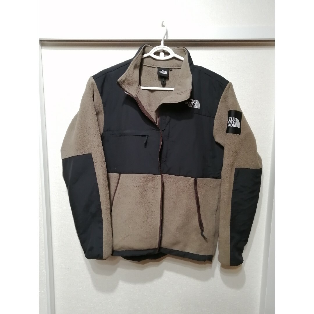 THE NORTH FACE(ザノースフェイス)のTHE NORTH FACEノースフェイス　デナリジャケット　ファルコンブラウン メンズのジャケット/アウター(ナイロンジャケット)の商品写真