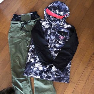 BILLABONG スノーボードウエア　レディースS