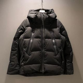 デサントオルテライン(DESCENTE ALLTERRAIN)の【ぶゅーちゃん様専用】DESCENTE × BEAMS MONTAINEER(ダウンジャケット)