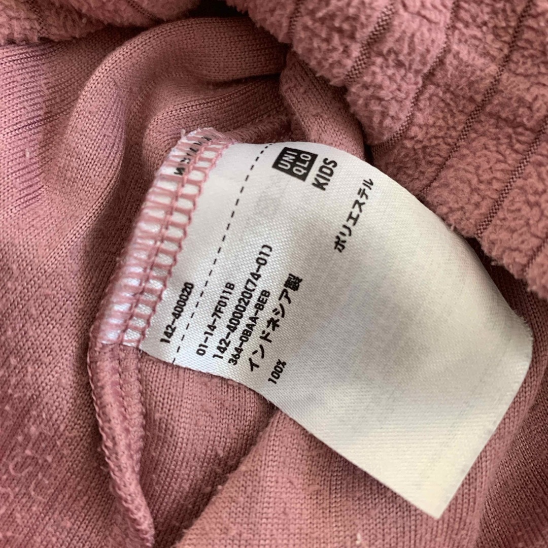 UNIQLO(ユニクロ)のUNIQLO ハイネックフリース ニット セーター トップス 長袖 110㎝ キッズ/ベビー/マタニティのキッズ服女の子用(90cm~)(ニット)の商品写真