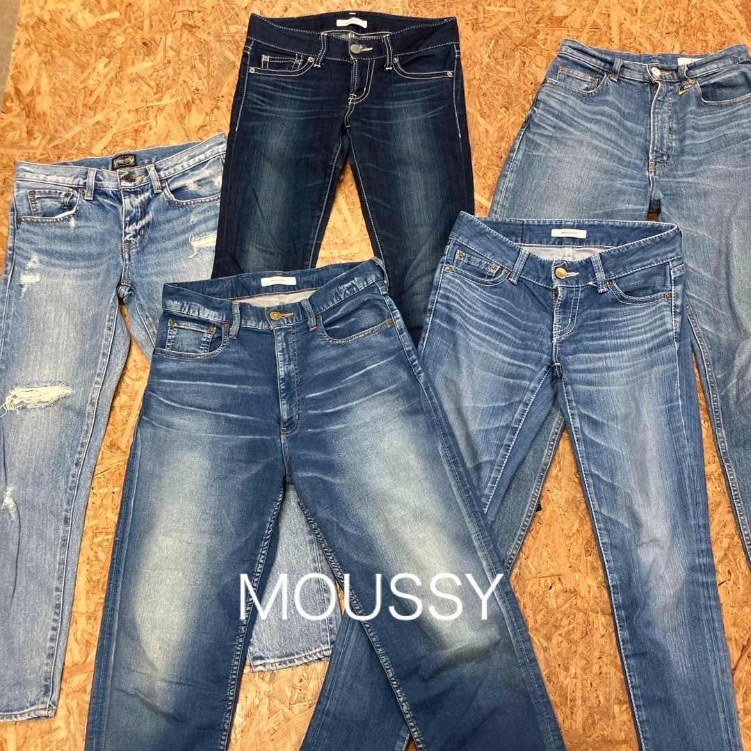 moussy(マウジー)のMOUSSY デニムパンツ　5本セット　26 25 スキニー　PLAIN レディースのパンツ(デニム/ジーンズ)の商品写真