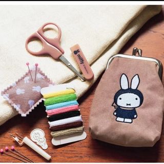 ミッフィー(miffy)のリンネル１月号付録品ミッフィー(財布)