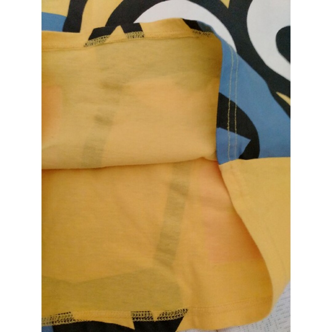 UNIVERSAL ENTERTAINMENT(ユニバーサルエンターテインメント)のユニバ　ミニオン　USJ公式Tシャツ　綿150センチ キッズ/ベビー/マタニティのキッズ服男の子用(90cm~)(Tシャツ/カットソー)の商品写真