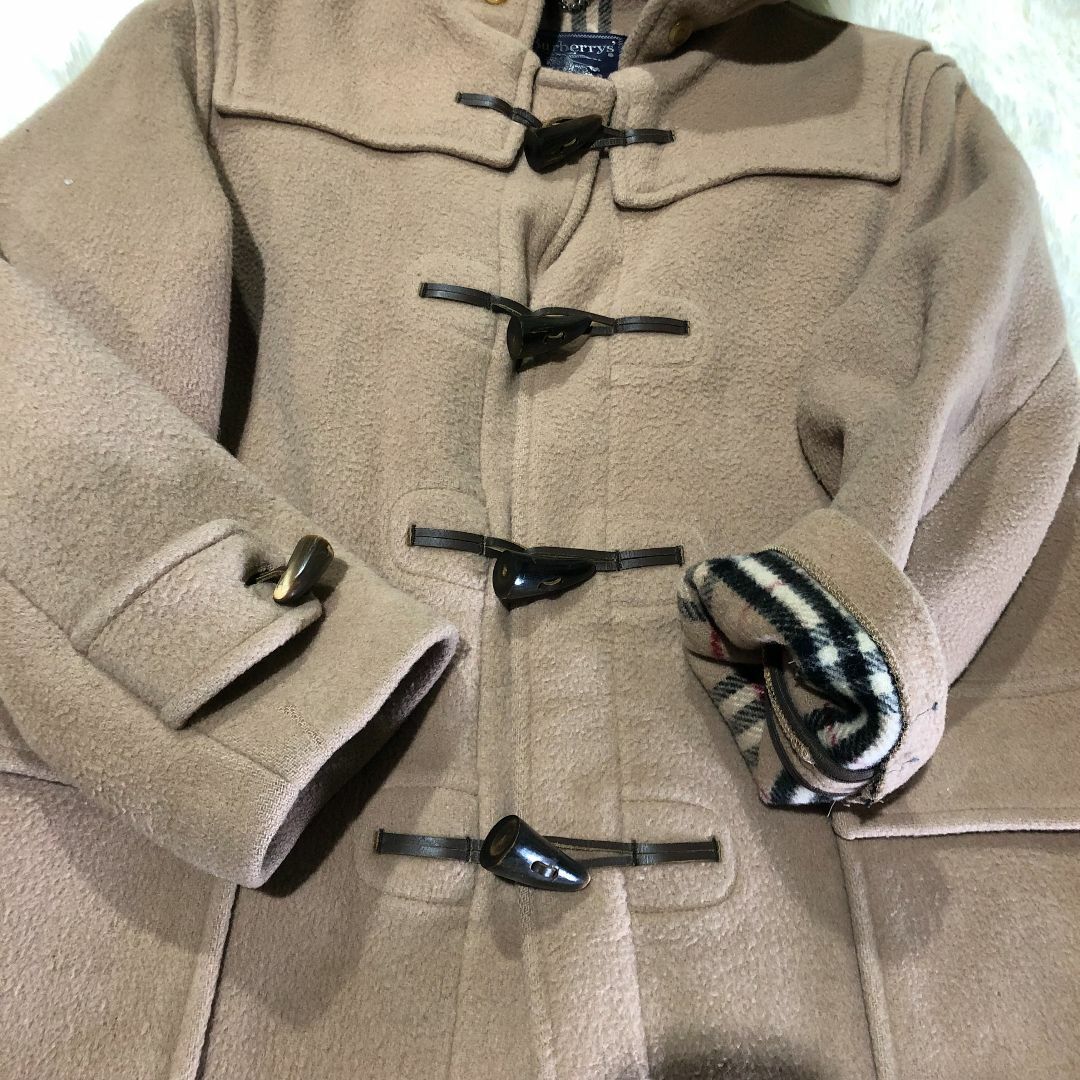 BURBERRY(バーバリー)のバーバリー　ダッフルコート ノバチェック 英国製　ヴィンテージ　ベージュ メンズのジャケット/アウター(ダッフルコート)の商品写真