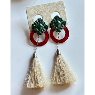 ホースヘア日本色【新品】TOGA PULLA fringe earrings ブラック　ゴールド