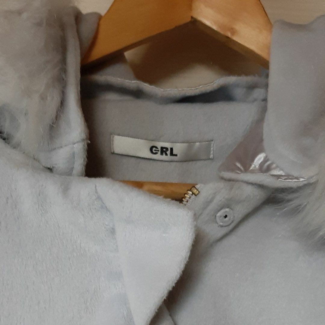 GRL(グレイル)の【美品】グレイル　GRL 水色　ファー付きコート　スタイルアップ☆ レディースのジャケット/アウター(チェスターコート)の商品写真