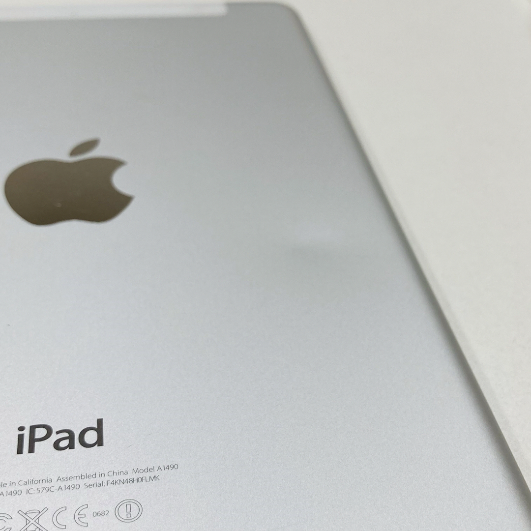 iPad(アイパッド)のiPad mini 2 / 16GB セルラーモデル au スマホ/家電/カメラのPC/タブレット(タブレット)の商品写真