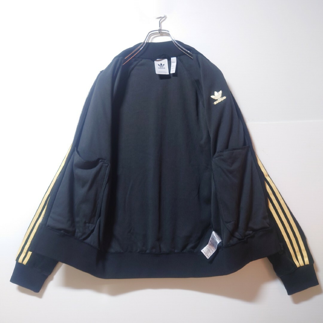 adidas(アディダス)の【ユニセックス】adidas★SST ベロア トラックジャケット★ジャージ★黒M メンズのトップス(ジャージ)の商品写真