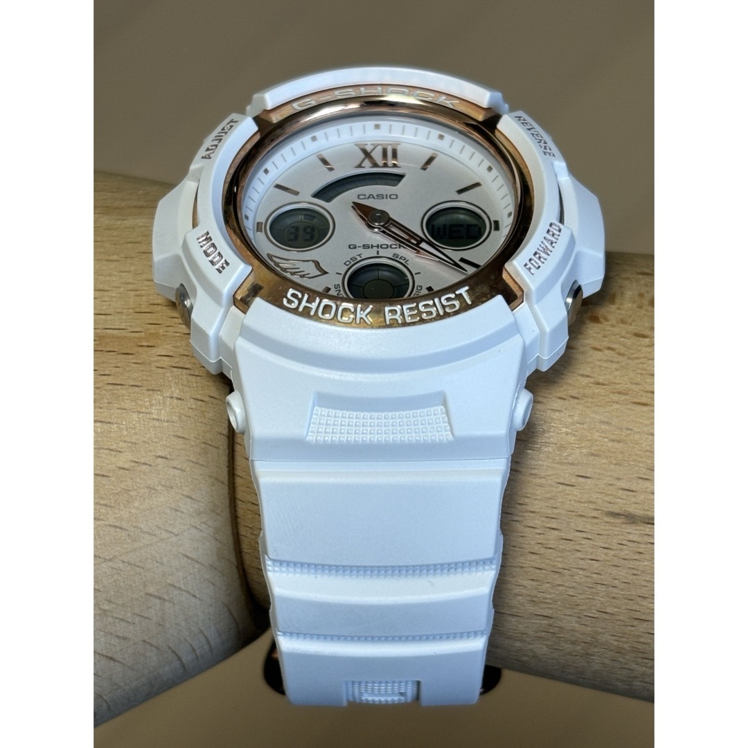 G-SHOCK(ジーショック)のG-SHOCK/ラバコレ/2018年/限定/ホワイト/ゴールド/デジアナ/白×金 メンズの時計(腕時計(デジタル))の商品写真