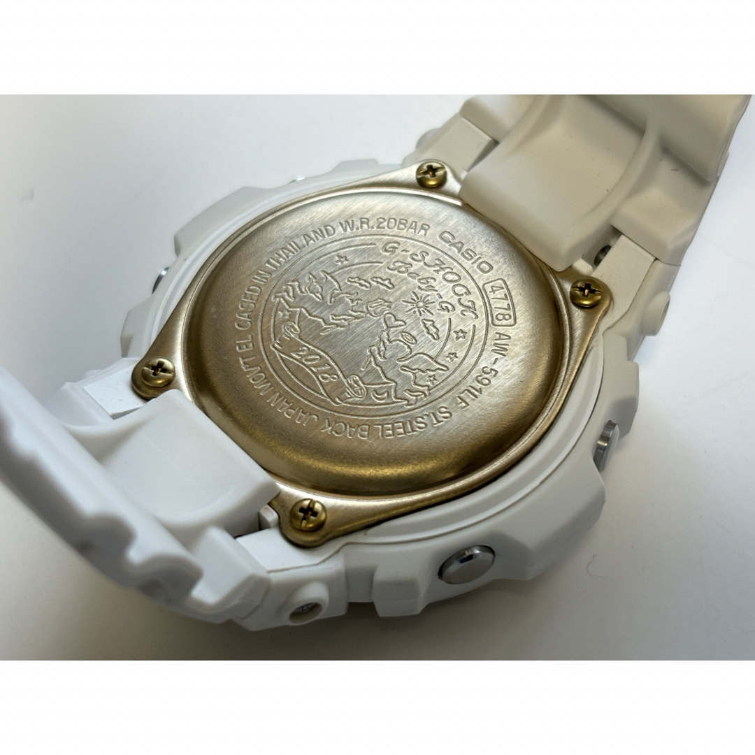 G-SHOCK(ジーショック)のG-SHOCK/ラバコレ/2018年/限定/ホワイト/ゴールド/デジアナ/白×金 メンズの時計(腕時計(デジタル))の商品写真